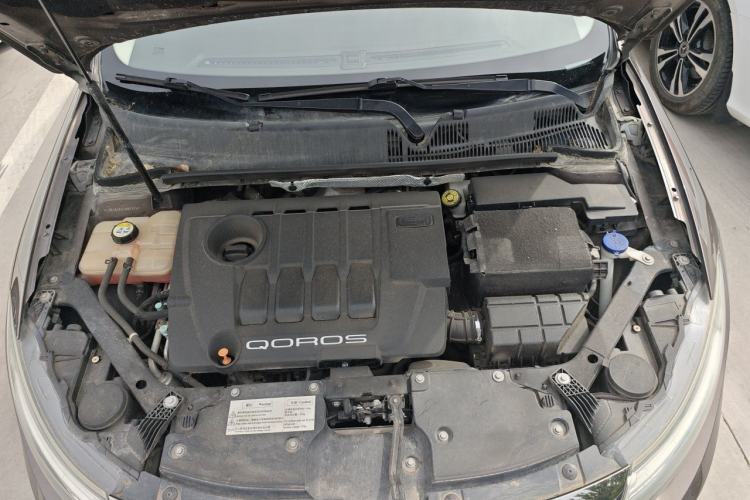 Used Qoros 3 2016 Hatchback 1.6T Automatic ZhiKu Model Engine Bay