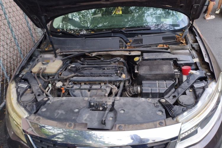 Used Qoros 3 2016 Sedan 1.6L Automatic Zhiyue Model Engine Bay