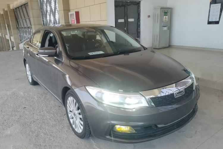 Used Qoros 3 2016 Sedan 1.6T Automatic ZhiZhen Model Exterior 1