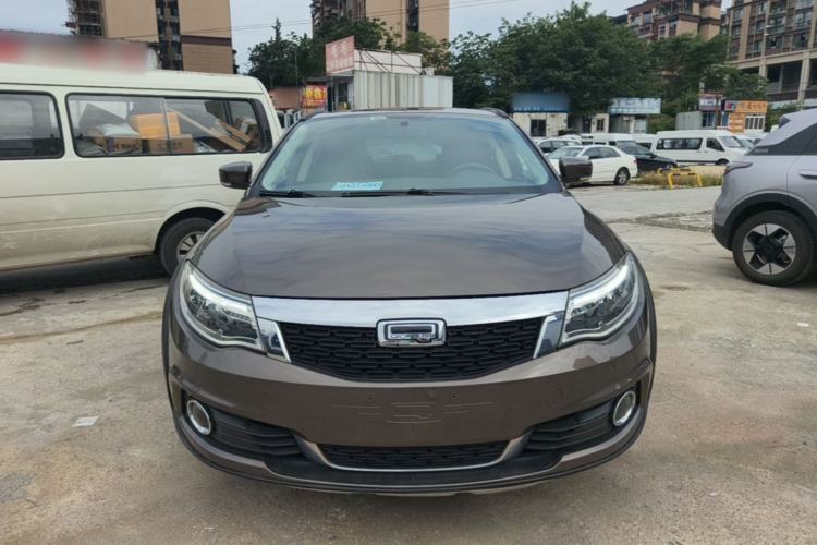 Used Qoros 3 2016 Urban SUV 1.6T Automatic Zhiyue Model Front
