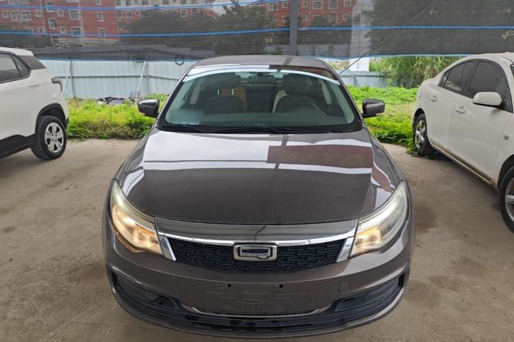 Used Qoros 3 2016 Sedan 1.6L Manual ZhiXiang Model Front