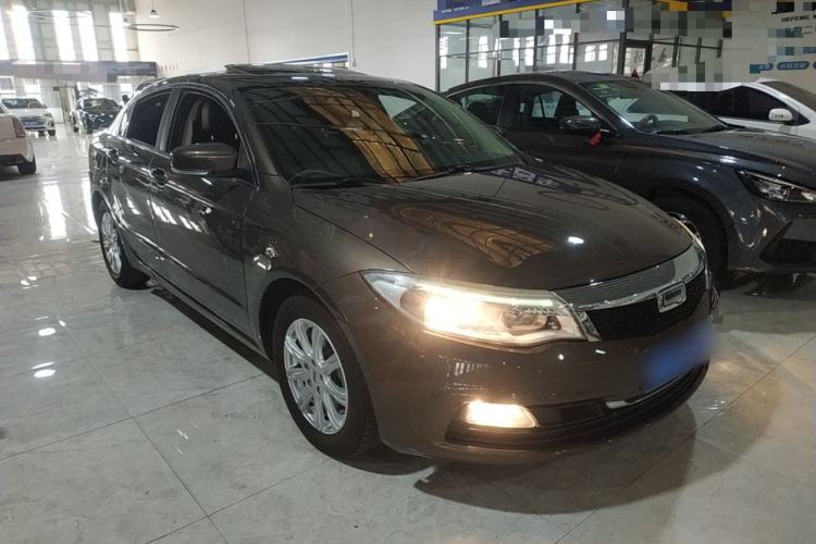 Used Qoros 3 2016 Sedan 1.6L Automatic Zhiyue Model Front Right 45 Deg