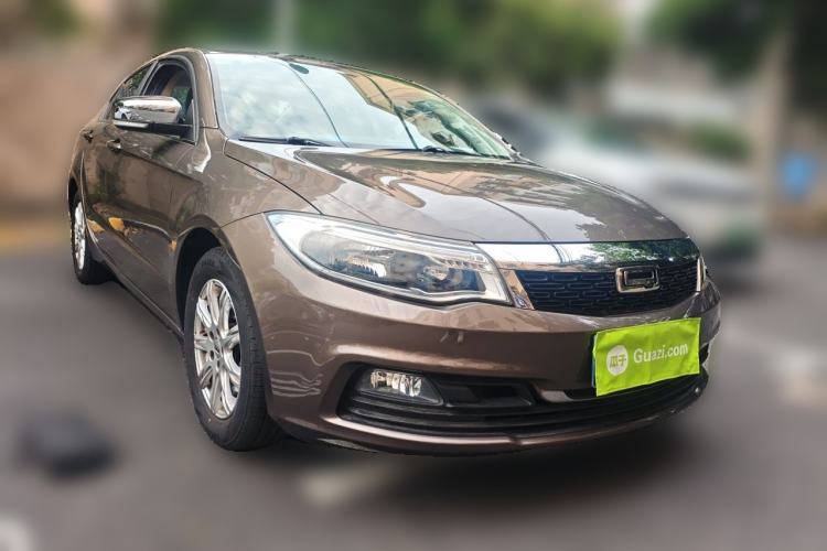 Used Qoros 3 2016 Sedan 1.6L Automatic Zhiyue Model Front Right 45 Deg