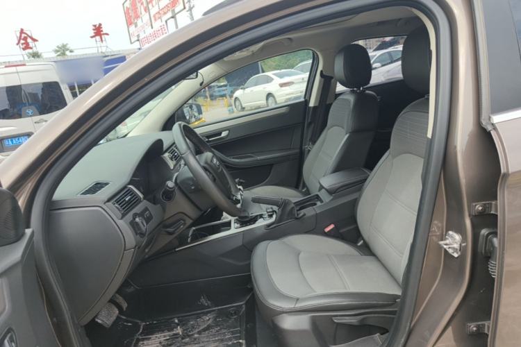 Used Qoros 3 2016 Urban SUV 1.6T Automatic Zhiyue Model Left Front Seat