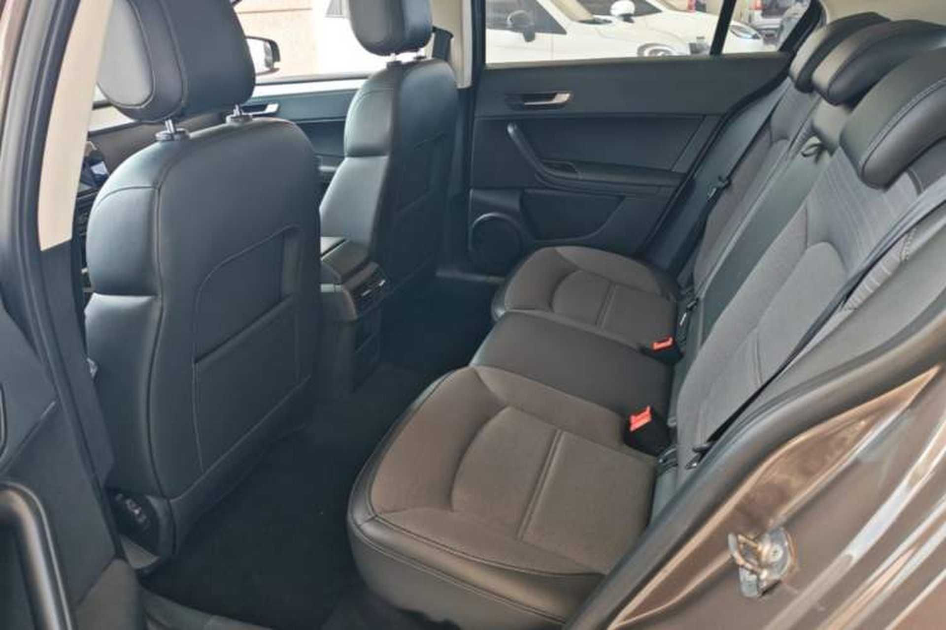 Used Qoros 3 2016 Urban SUV 1.6T Automatic Zhiyue Model Left Rear Seat