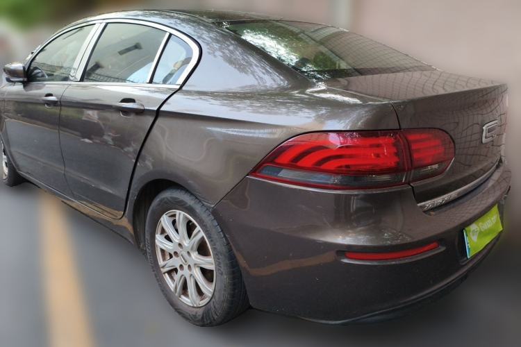 Used Qoros 3 2016 Sedan 1.6L Automatic Zhiyue Model Rear Left 45 Deg