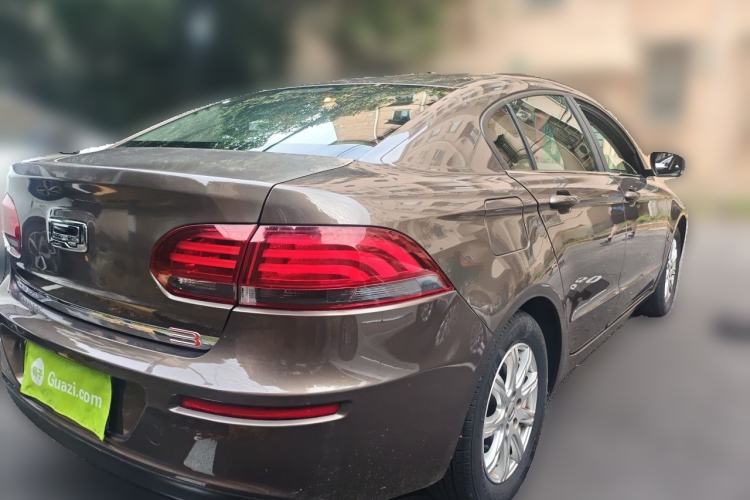 Used Qoros 3 2016 Sedan 1.6L Automatic Zhiyue Model Rear Right 45 Deg