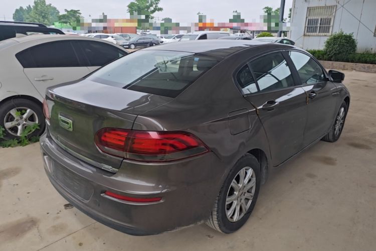 Used Qoros 3 2016 Sedan 1.6L Manual ZhiXiang Model Rear Right 45 Deg
