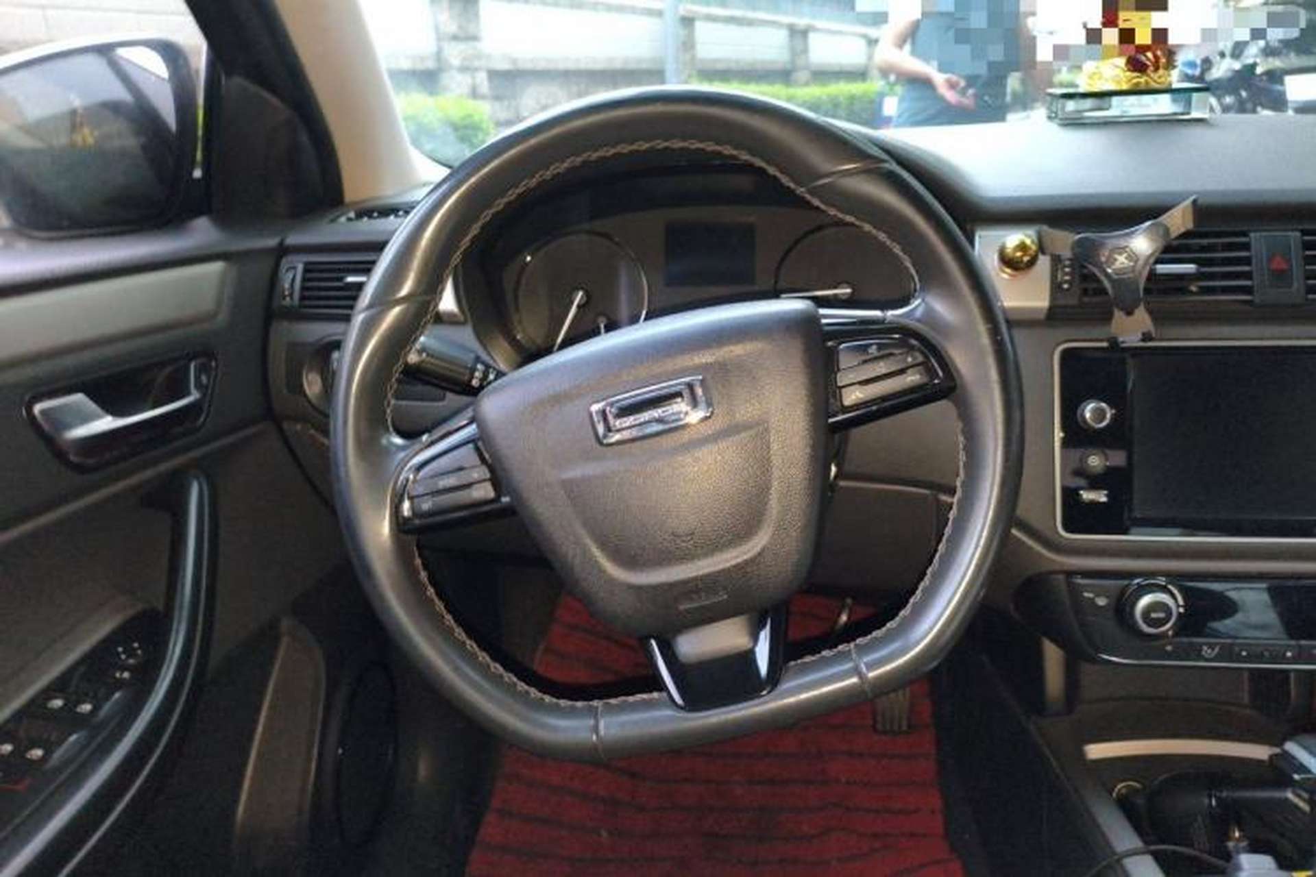 Used Qoros 3 2016 Sedan 1.6L Automatic Zhiyue Model Steering Wheel