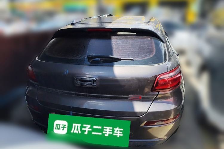 Used Qoros 3 2016 Hatchback 1.6T Automatic ZhiKu Model Trunk