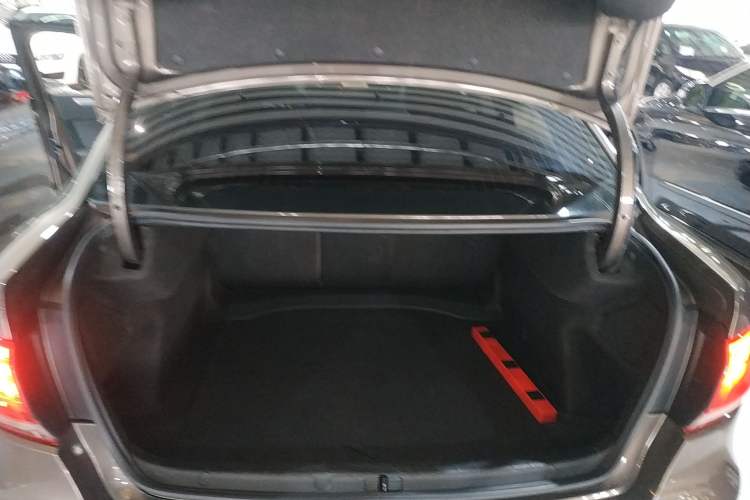 Used Qoros 3 2016 Sedan 1.6L Automatic Zhiyue Model Trunk