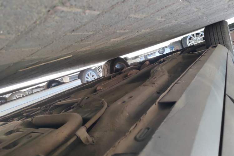 Used Qoros 3 2016 Urban SUV 1.6T Automatic Zhiyue Model Chassis Rear Left