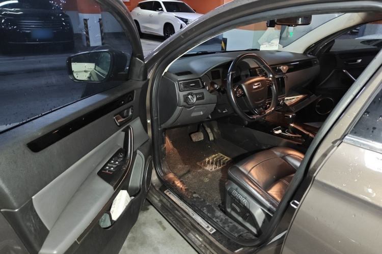 Used Qoros 3 2016 Sedan 1.6T Automatic ZhiZhen Model Driver Seat