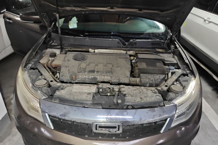 Used Qoros 3 2016 Sedan 1.6T Automatic ZhiZhen Model Engine Bay