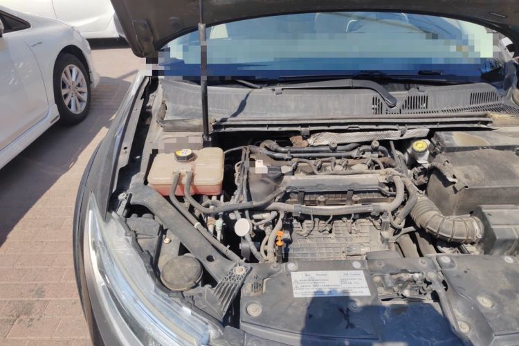 Used Qoros 3 2016 Urban SUV 1.6T Automatic Zhiyue Model Engine Bay Right