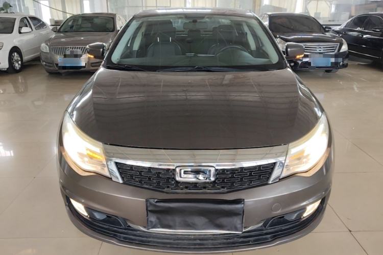 Used Qoros 3 2016 Sedan 1.6L Automatic Zhiyue Model Front