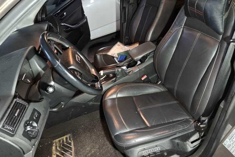 Used Qoros 3 2016 Sedan 1.6T Automatic ZhiZhen Model Left Front Seat