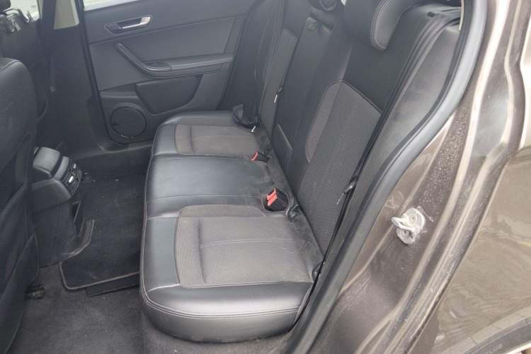Used Qoros 3 2016 Sedan 1.6L Automatic Zhiyue Model Left Rear Seat