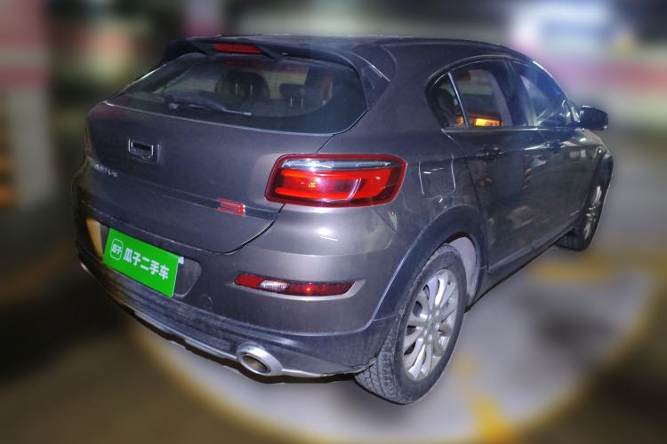 Used Qoros 3 2016 Urban SUV 1.6T Automatic Zhiyue Model Rear Right 45 Deg