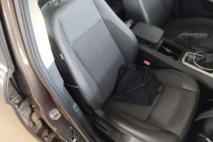 Used Qoros 3 2016 Sedan 1.6L Automatic Zhiyue Model Right Front Seat