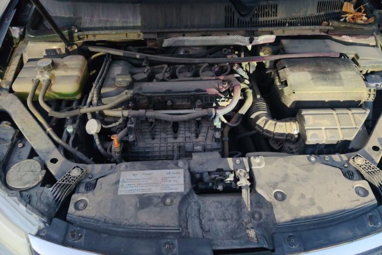 Used Qoros 3 2016 Urban SUV 1.6T Automatic Zhiyue Model Engine Bay