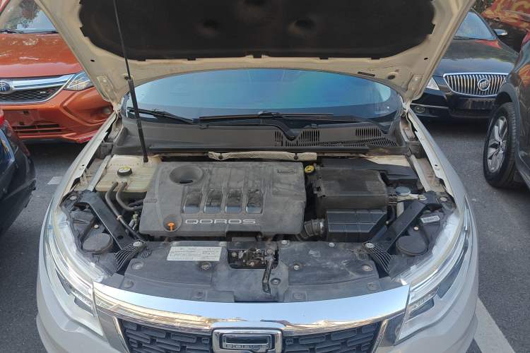 Used Qoros 3 2016 Hatchback 1.6L Automatic Zhiyue Model Engine Bay