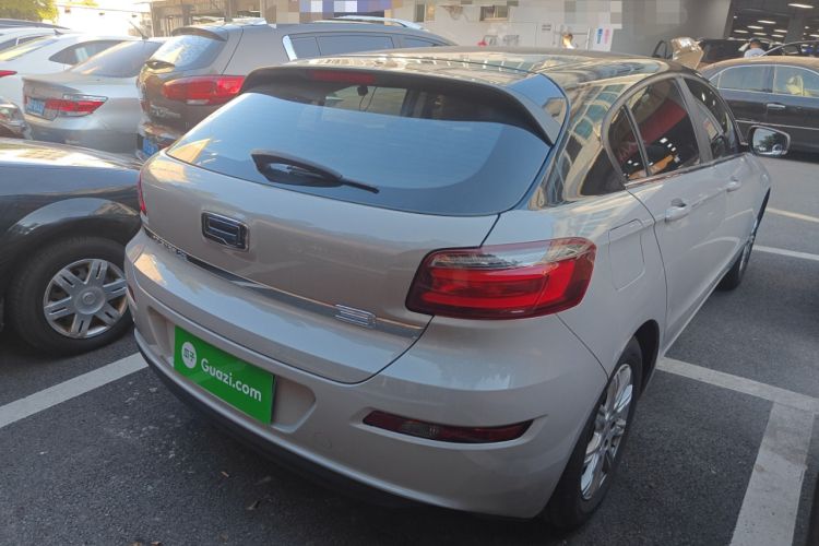 Used Qoros 3 2016 Hatchback 1.6L Automatic Zhiyue Model Rear Right 45 Deg