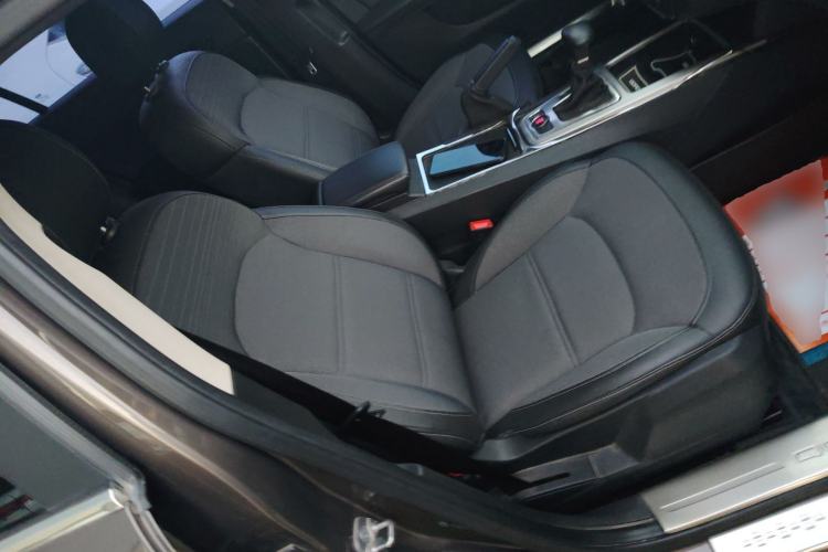 Used Qoros 3 2016 Urban SUV 1.6T Automatic Zhiyue Model Right Front Seat