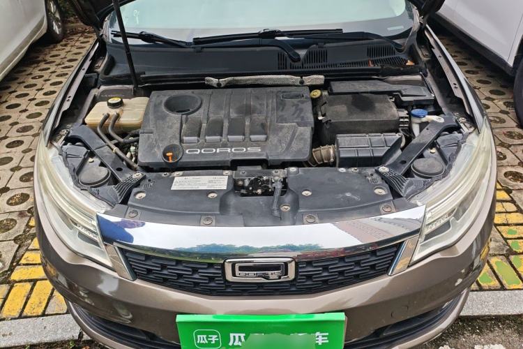 Used Qoros 3 2016 Sedan 1.6L Automatic Zhiyue Model Engine Bay