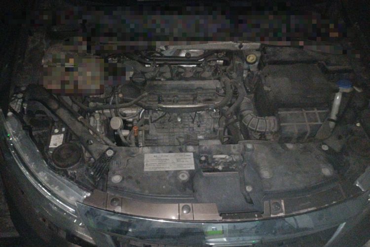 Used Qoros 3 2016 Urban SUV 1.6T Automatic Zhiyue Model Engine Bay