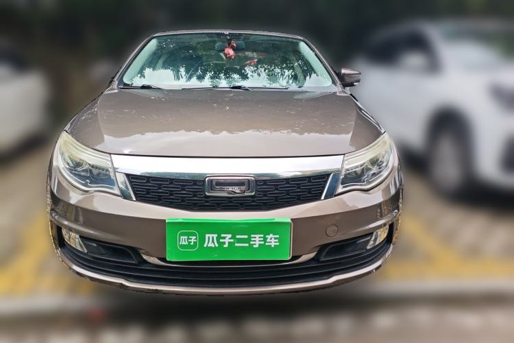 Used Qoros 3 2016 Sedan 1.6L Automatic Zhiyue Model Front