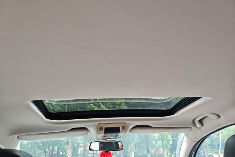 Used Qoros 3 2016 Sedan 1.6L Automatic Zhiyue Model Headliner