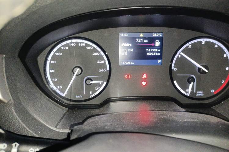 Used Qoros 3 2016 Urban SUV 1.6T Automatic Zhiyue Model Instrument Cluster