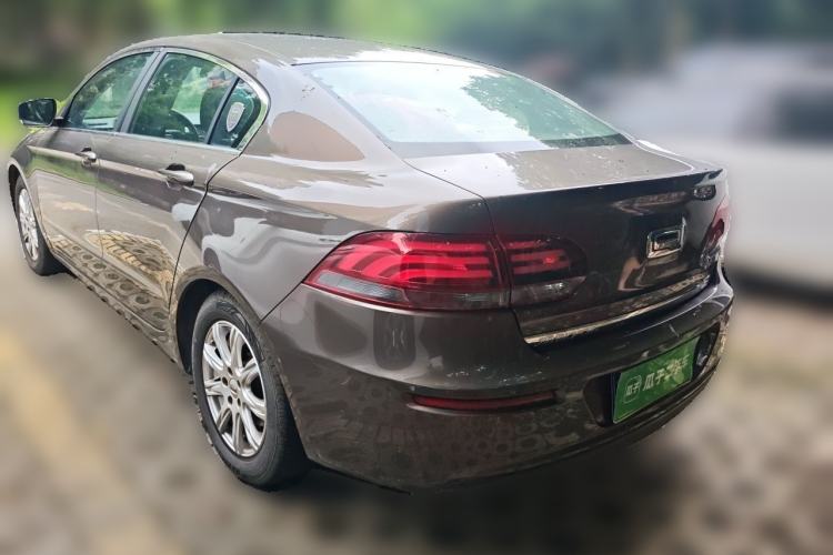 Used Qoros 3 2016 Sedan 1.6L Automatic Zhiyue Model Rear Left 45 Deg