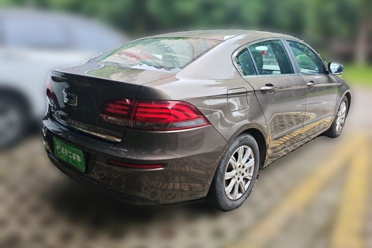 Used Qoros 3 2016 Sedan 1.6L Automatic Zhiyue Model Rear Right 45 Deg