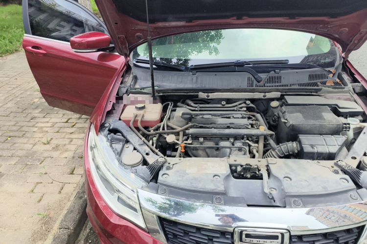 Used Qoros 3 2016 Hatchback 1.6L Automatic Zhiyue Model Engine Bay Right
