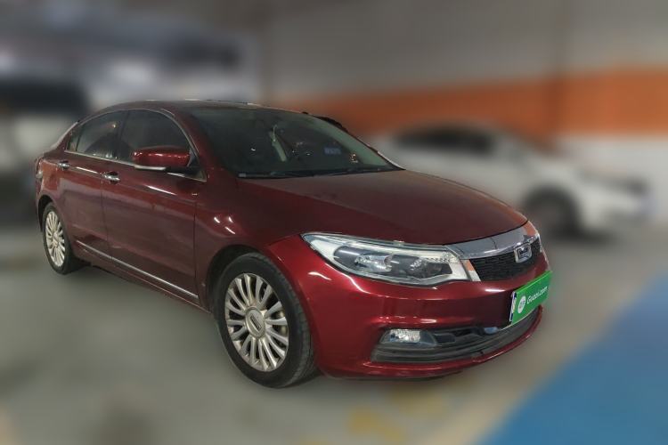 Used Qoros 3 2016 Sedan 1.6T Automatic ZhiKu Model Front Right 45 Deg