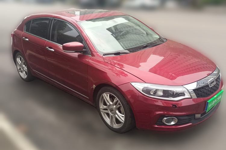 Used Qoros 3 2016 Hatchback 1.6T Automatic ZhiZhen Model Front Right 45 Deg
