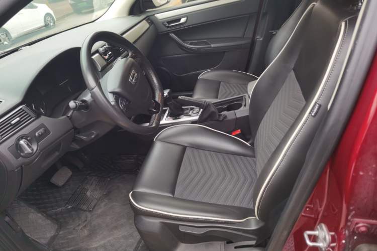 Used Qoros 3 2016 Hatchback 1.6L Automatic Zhiyue Model Left Front Seat