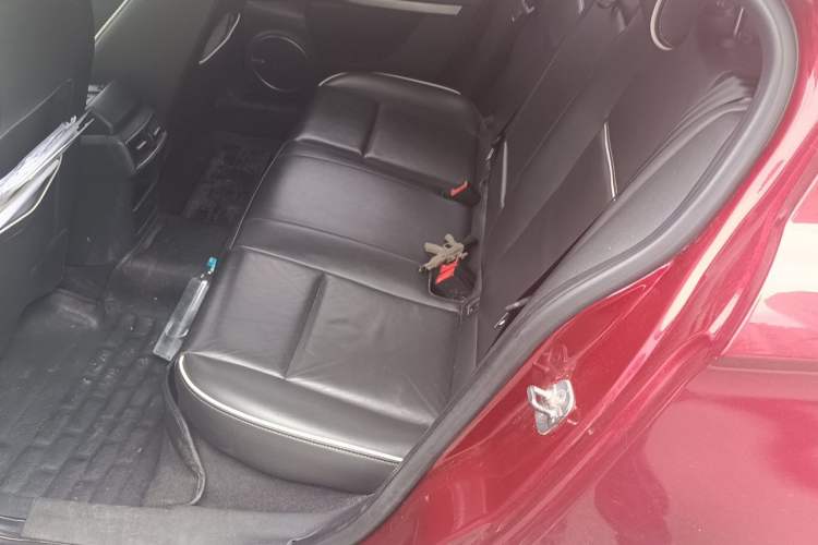 Used Qoros 3 2016 Hatchback 1.6T Automatic ZhiZhen Model Left Rear Seat