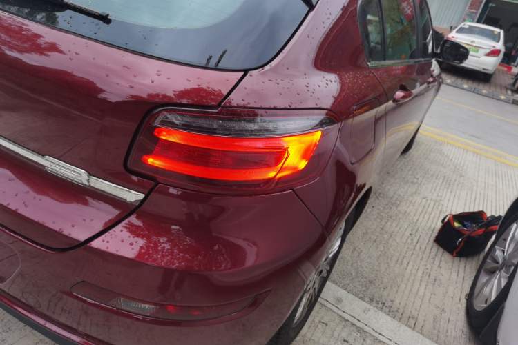 Used Qoros 3 2016 Hatchback 1.6L Automatic Zhiyue Model Right Rear Taillight