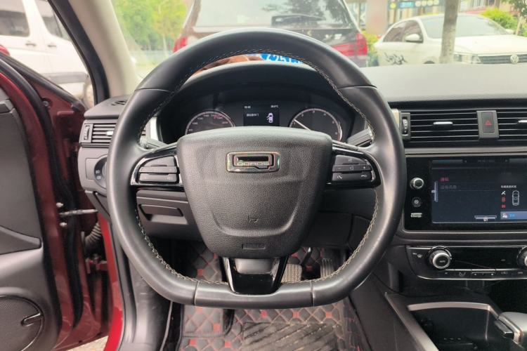 Used Qoros 3 2016 Hatchback 1.6L Automatic Zhiyue Model Steering Wheel