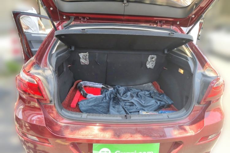 Used Qoros 3 2016 Hatchback 1.6L Automatic ZhiNeng Model Trunk