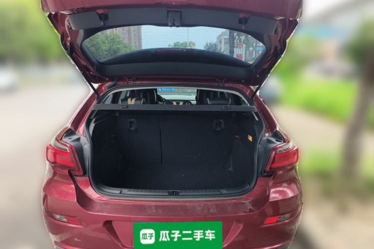 Used Qoros 3 2016 Hatchback 1.6L Automatic Zhiyue Model Trunk