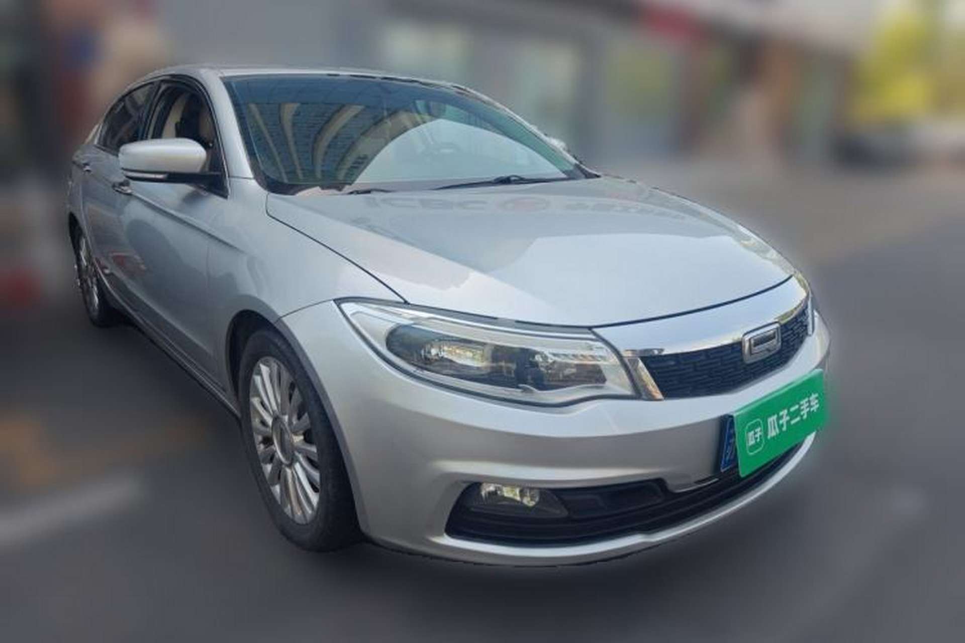 Used Qoros 3 2016 Sedan 1.6T Automatic ZhiZhen Model Front Right 45 Deg