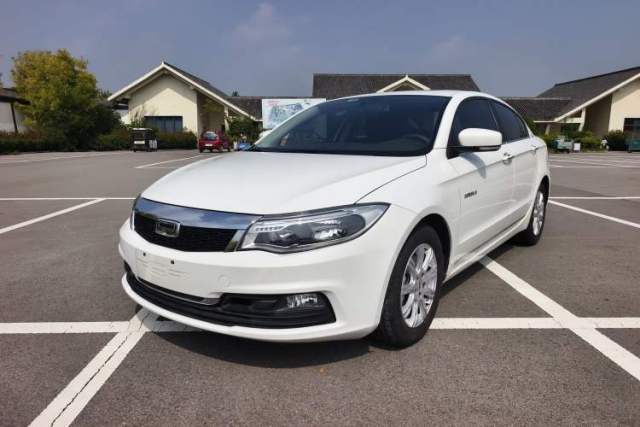 Used Qoros 3 2016 Sedan 1.6L Automatic Zhiyue Model