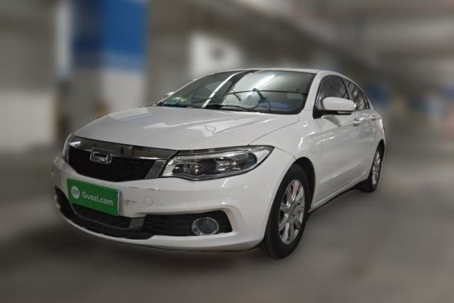 Ojetý Qoros 3 2016 Hatchback 1.6L Automatic Zhiyue Model