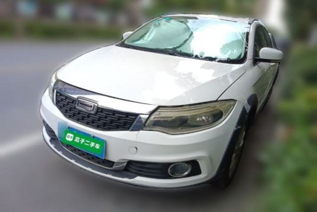 Used Qoros 3 2016 Urban SUV 1.6T Automatic Zhiyue Model