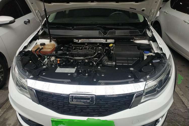 Used Qoros 3 2016 Urban SUV 1.6T Automatic Zhiyue Model Engine Bay