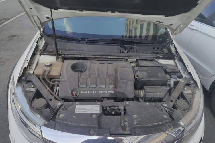 Used Qoros 3 2016 Urban SUV 1.6T Automatic ZhiZhen Model Engine Bay